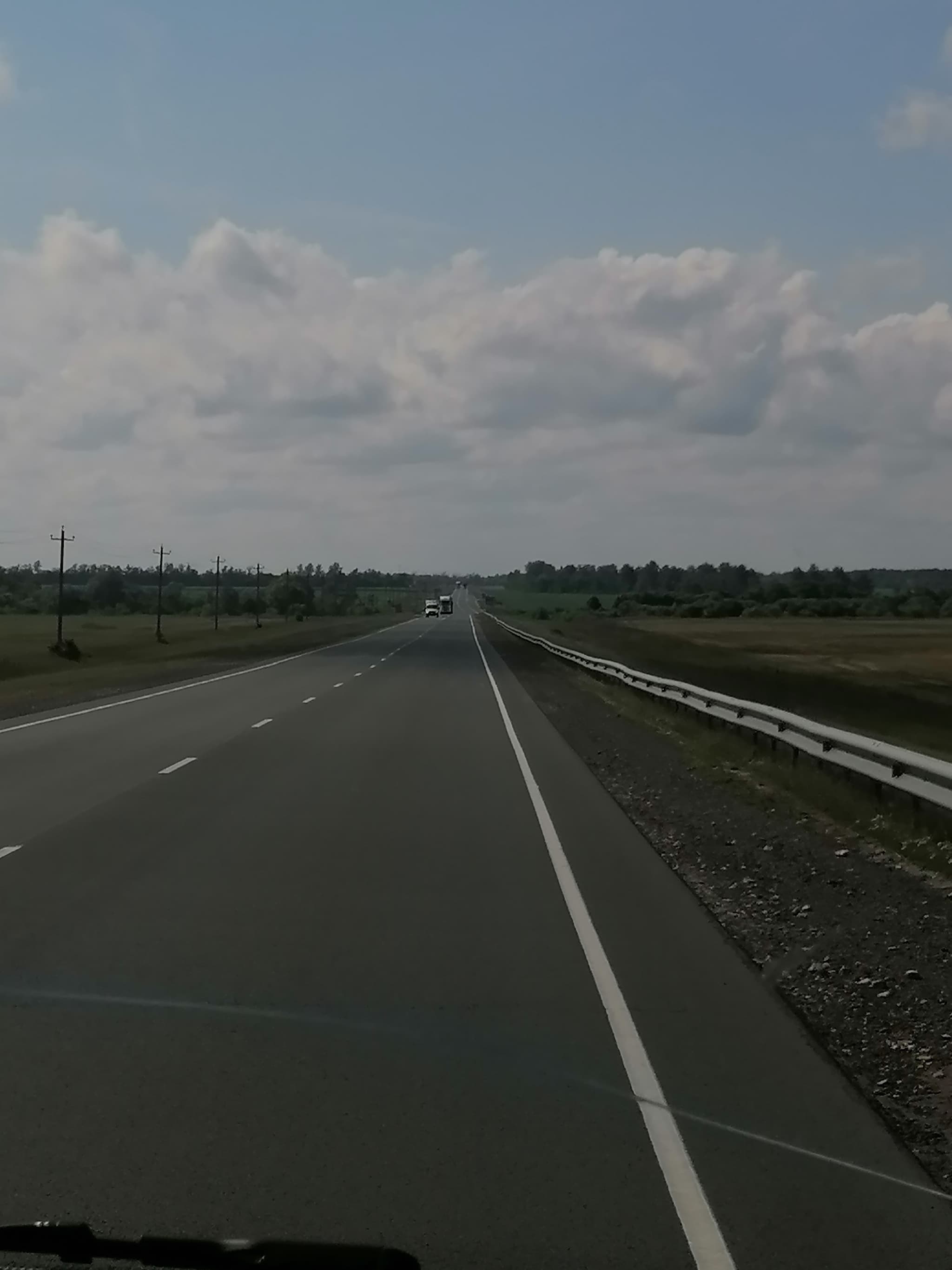 Стихи неплохи, в гости к вам пришли.