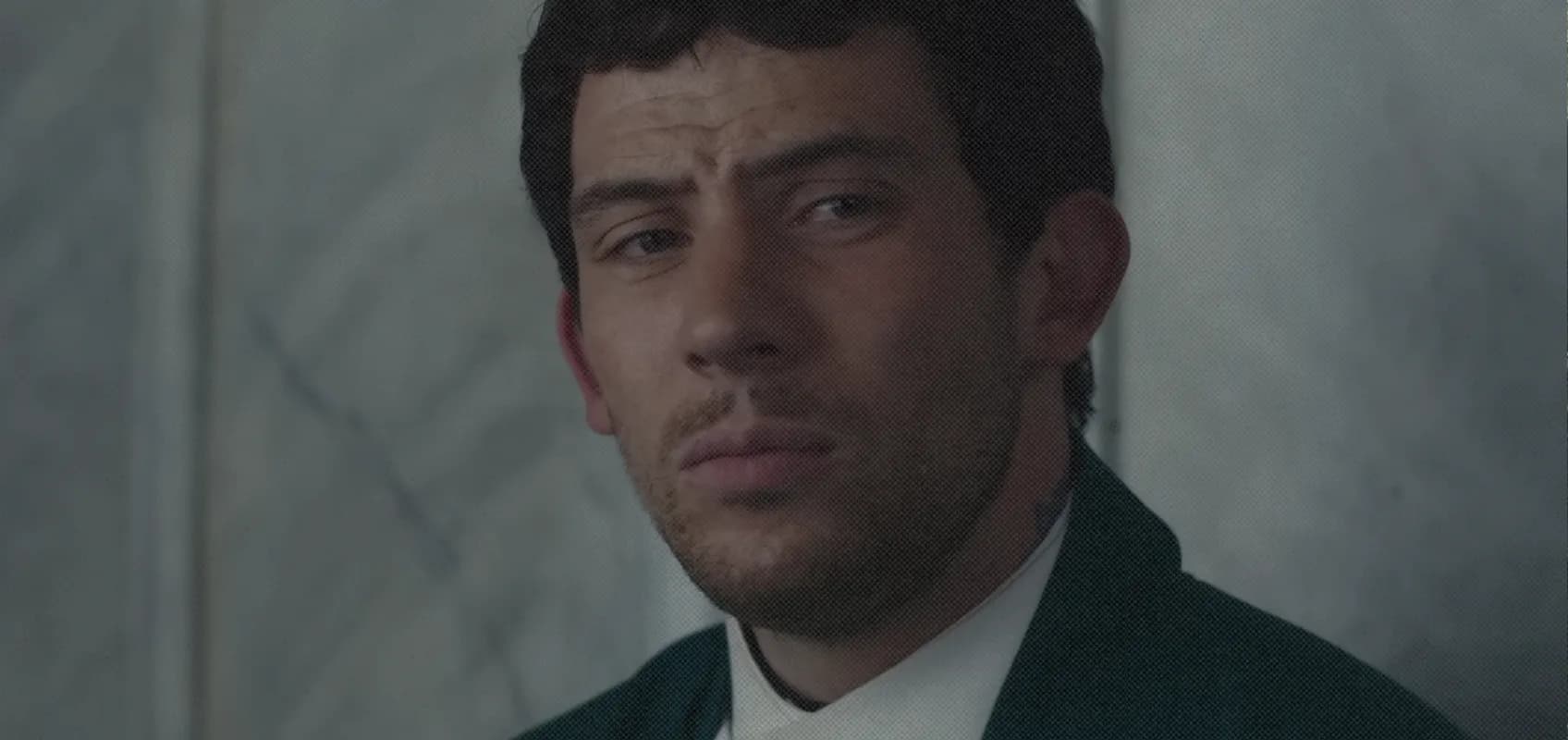 Джош в Достать Ножи