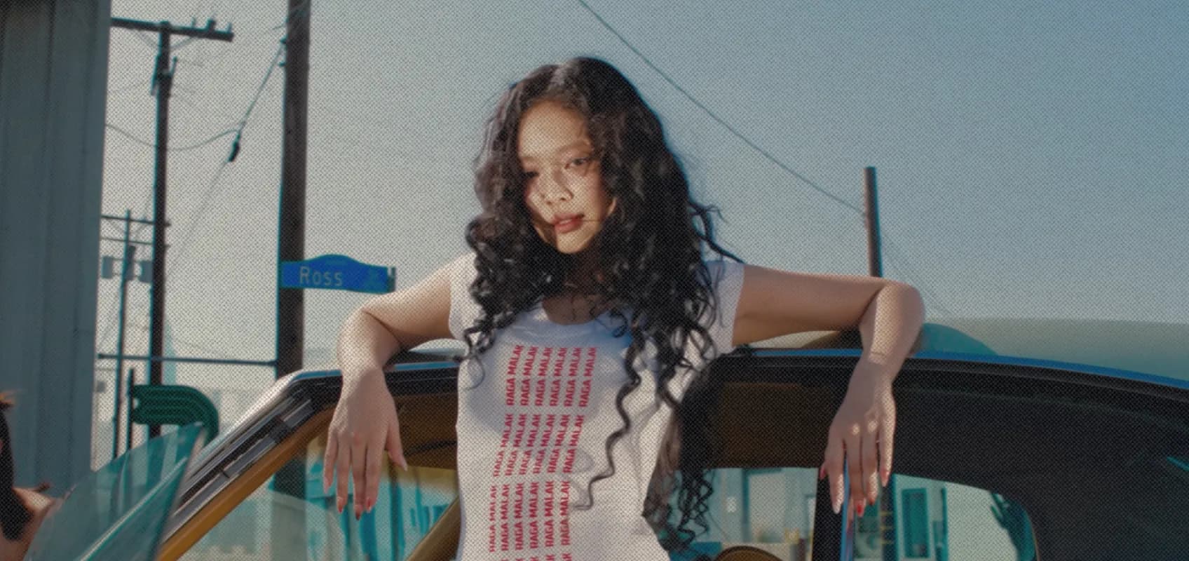 JENNIE
