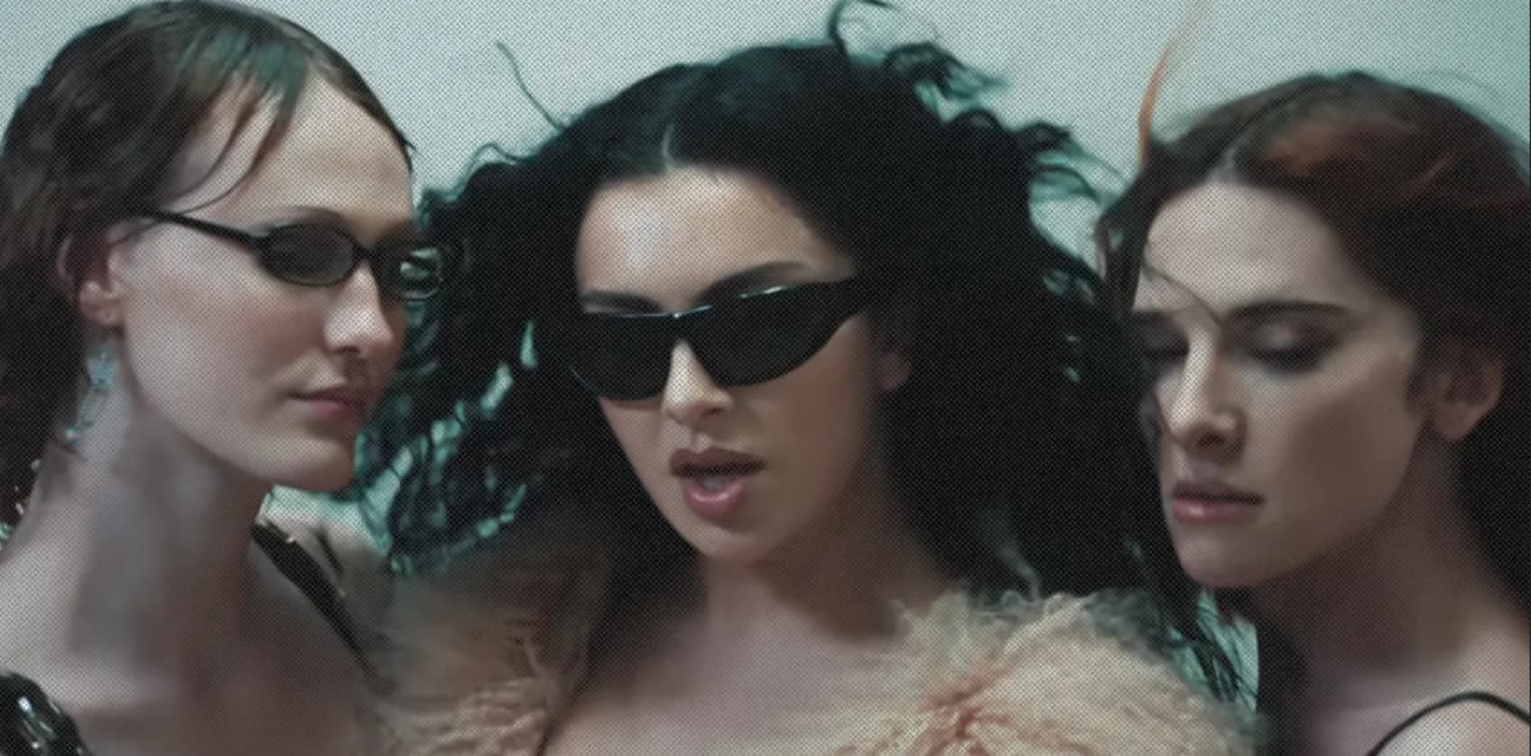 Альбом Charli XCX для «Грозового перевала» стал первым в чарте Billboard Soundtrack