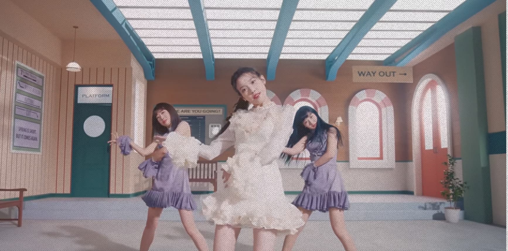 Кадр из ролика [MV] IU(아이유)_LILAC(라일락) || 1theK (원더케이)