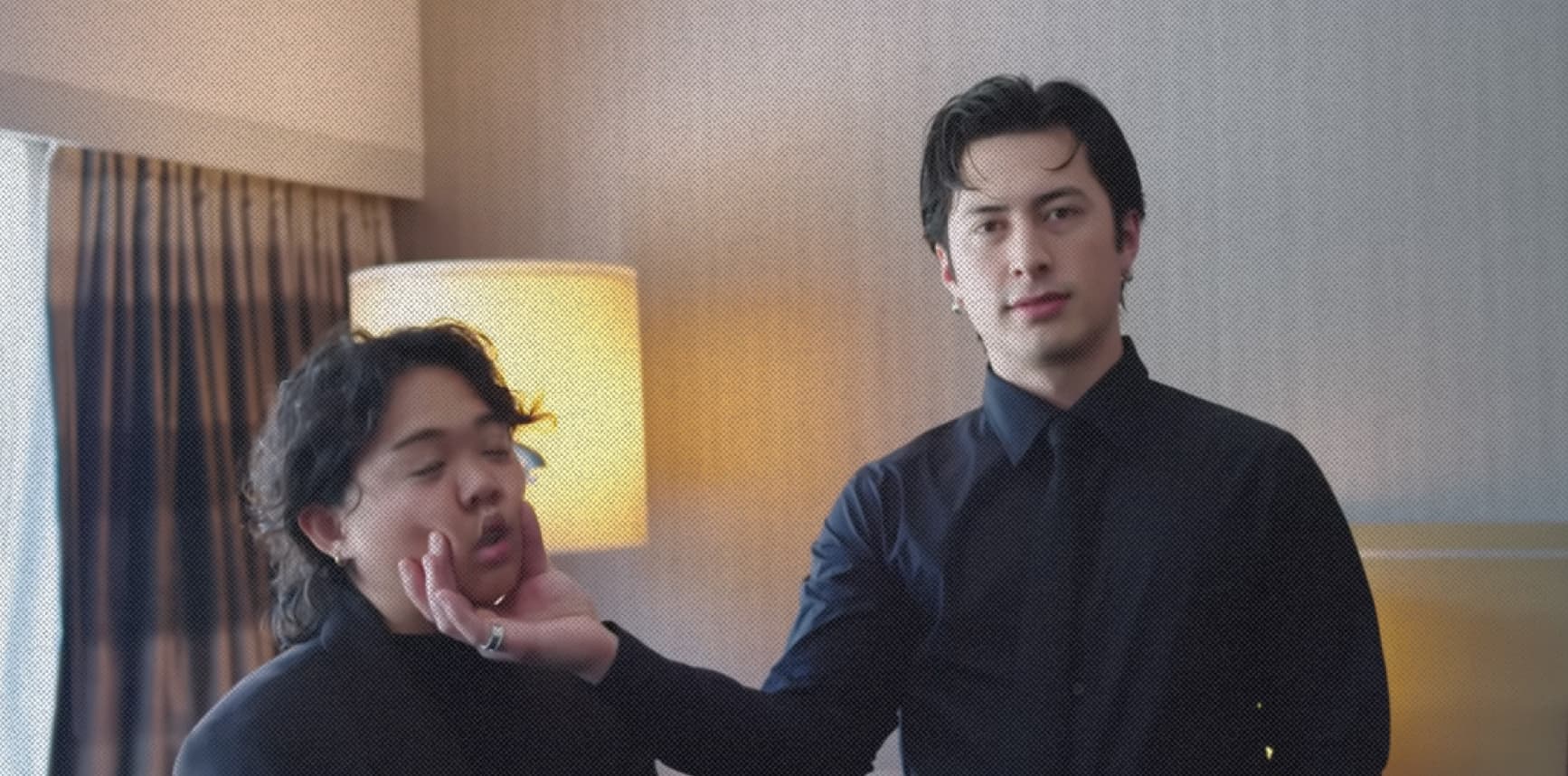 Кадр из ролика Hudson Williams Gets Ready for the Oscars | Vanity Fair