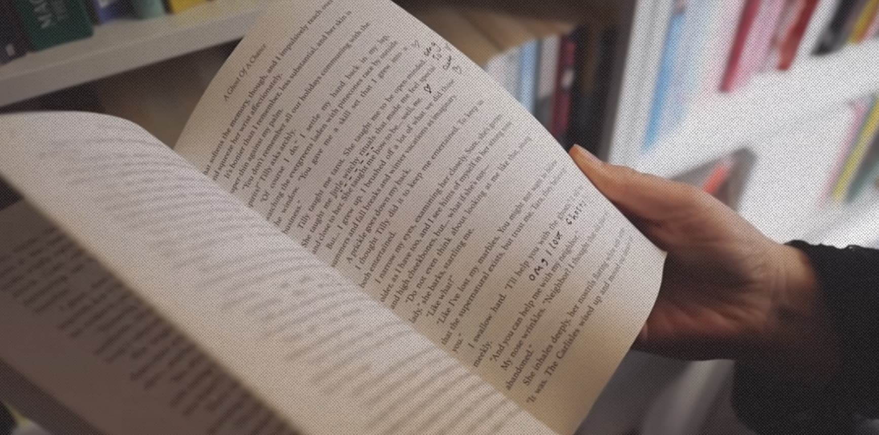 Кадр из ролика annotating books will end your doomscrolling || The Book Leo
