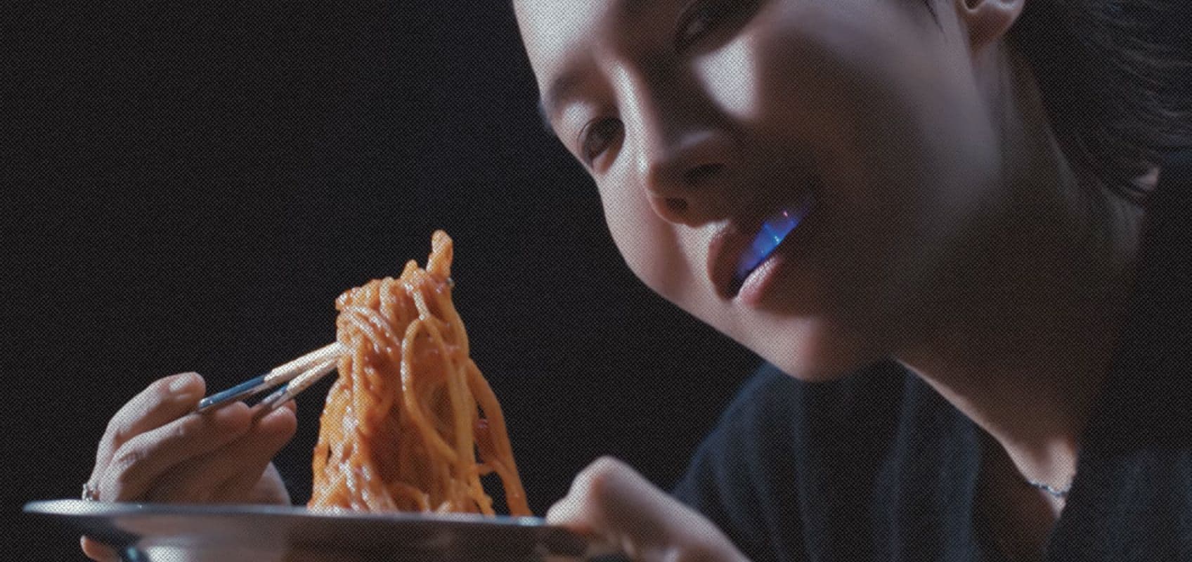 Кадр из клипа SPAGHETTI