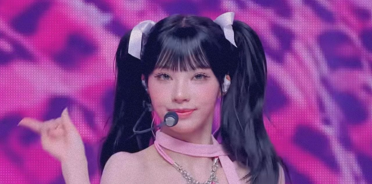 Кадр из ролика  [입덕직캠] 리센느 원이 직캠 4K 'LOVE ATTACK' (RESCENE WONI FanCam) | @MCOUNTDOWN_2026.6.18 || M2