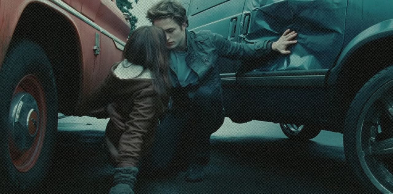Кадр из ролика  Twilight (2008) - The Crash Scene | Movieclips 