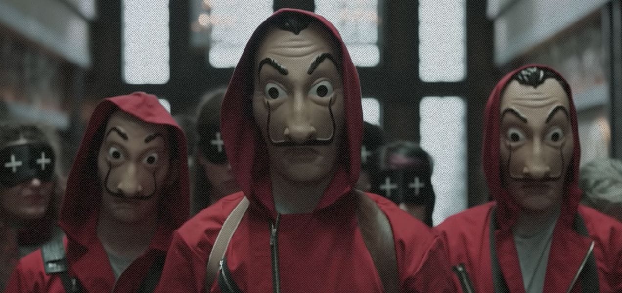 Netflix намекнул на продолжение «Бумажного дома». Фанаты призывают оставить оригинал