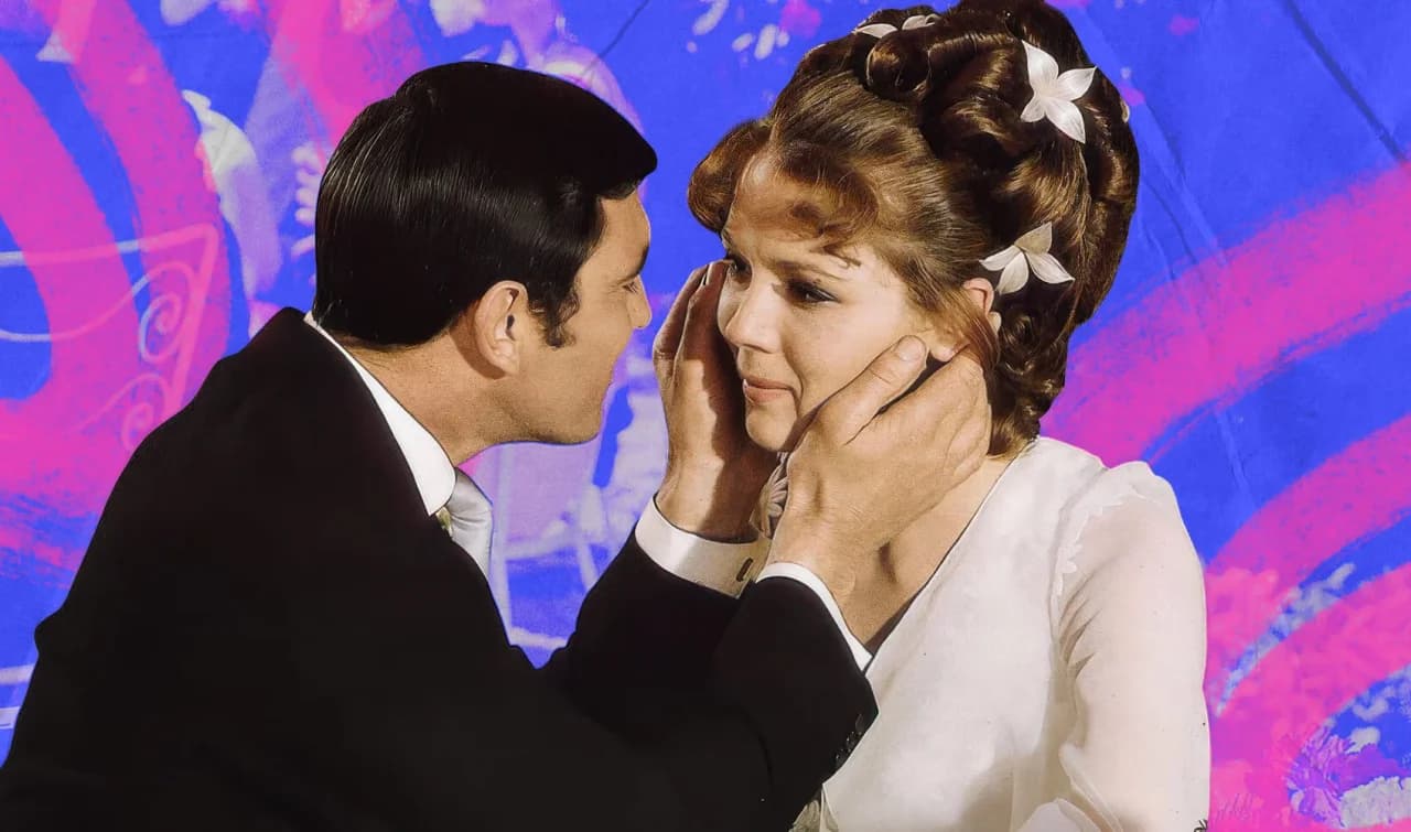 Джеймс Бонд и его супруга